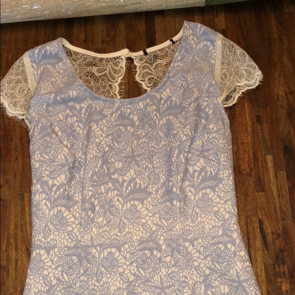 LACE BODY HUGGING DRESS